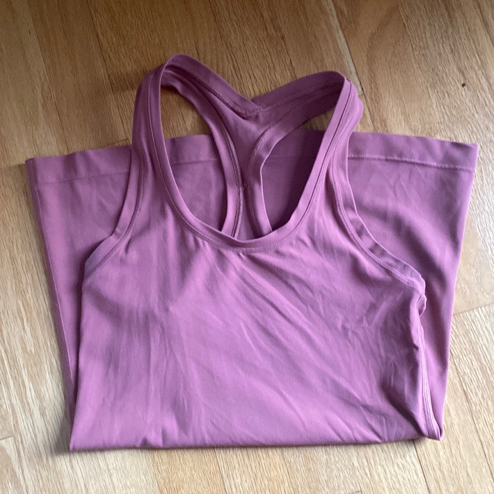 Lululemon tank top